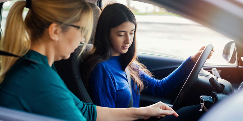 Driving-School-In-Taylors-Lakes